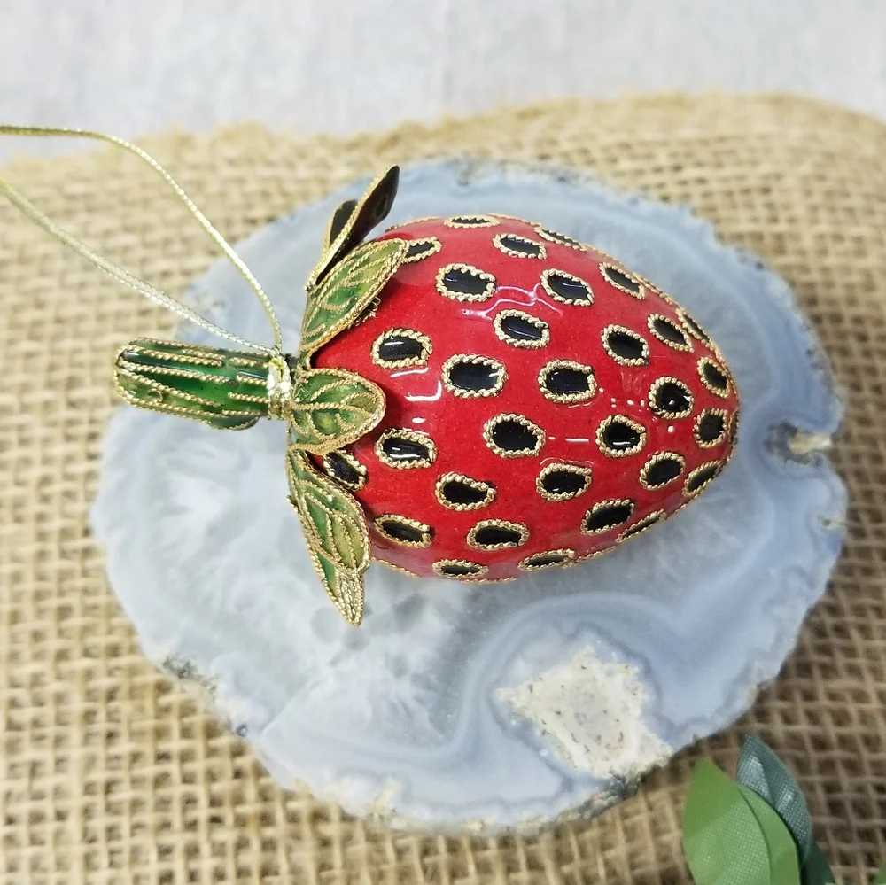 Cloisonne Strawberry - Picture 6 of 9